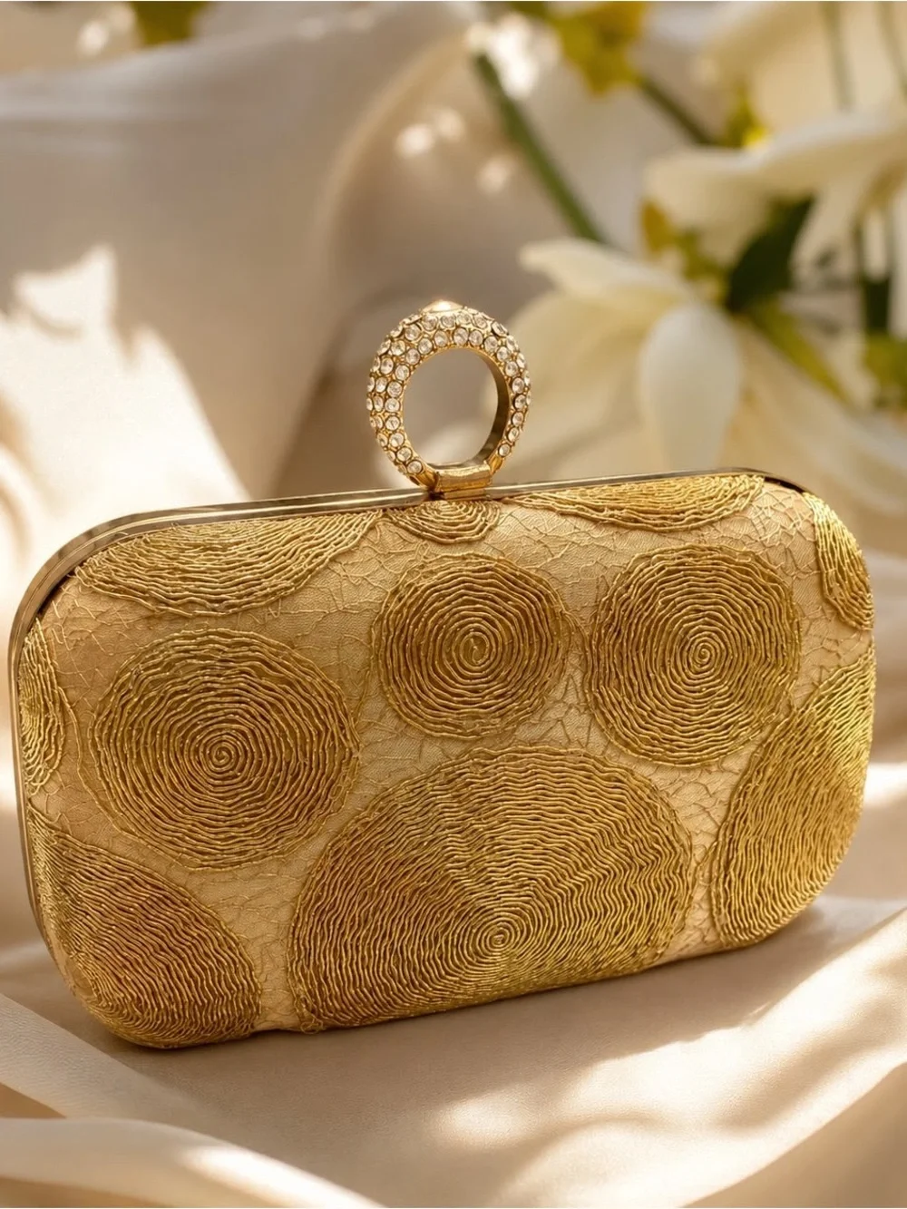 Gold Metallic Swirl Hard Box Evening Clutch Ring Clasp